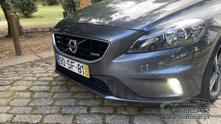 Volvo V40 R-Design