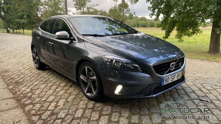 Volvo V40 R-Design