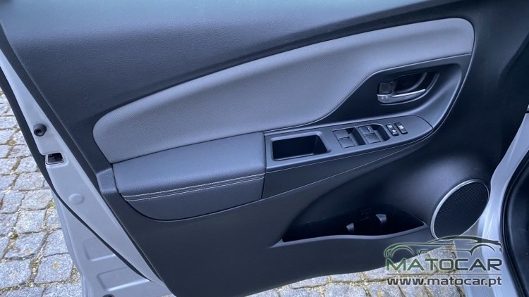 Toyota Yaris 1.5 HSD Comfort