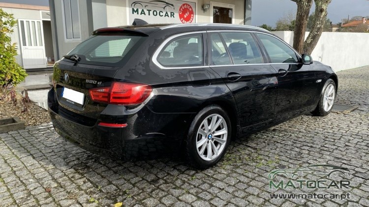 BMW S&eacute;rie 5 - 520 Touring Sport