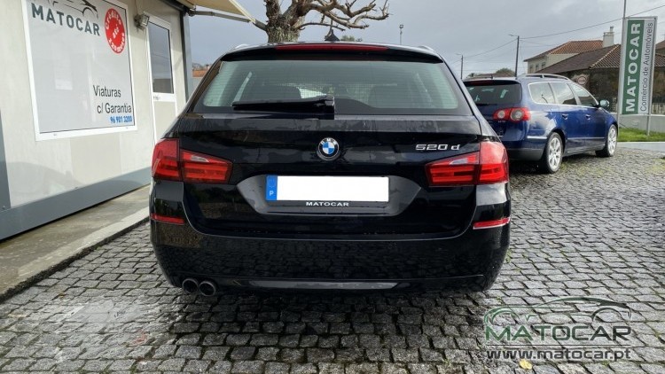 BMW S&eacute;rie 5 - 520 Touring Sport