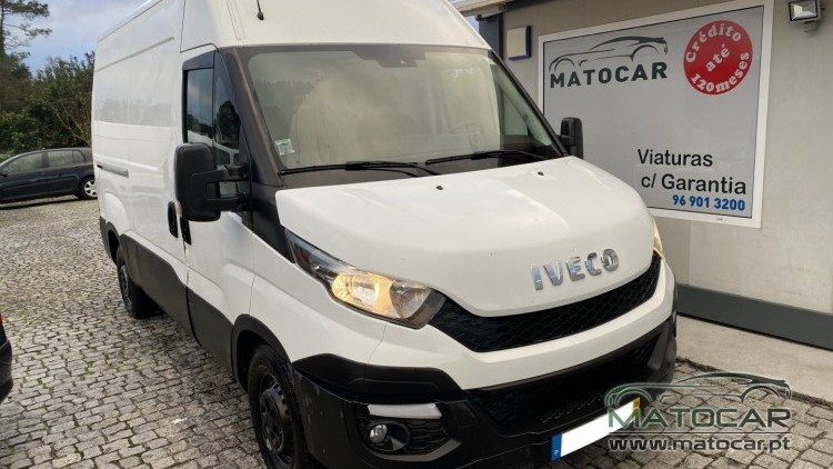 Iveco Daily L2H2 C/AC AUTO