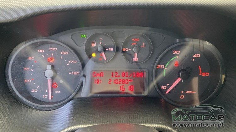 Iveco Daily L2H2 C/AC AUTO